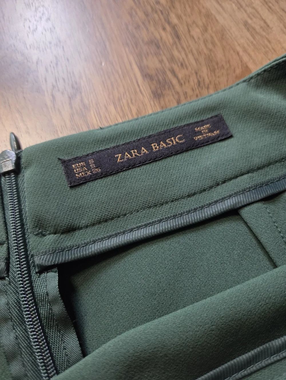 Zara Zipper Side With Faux Leather Piping Green Pencil Skirt - Picture 2 of 10